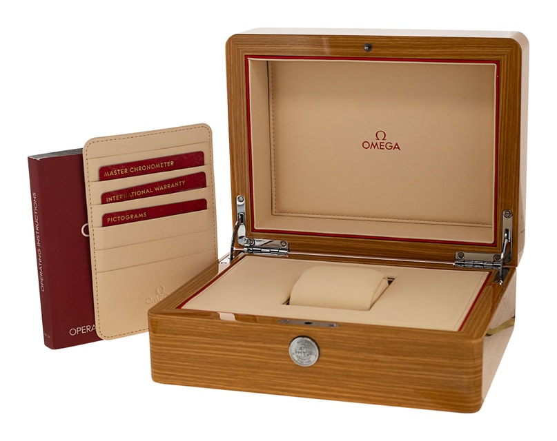 Omega Aqua Terra 150m Gents 220.10.41.21.10.001 Image 5